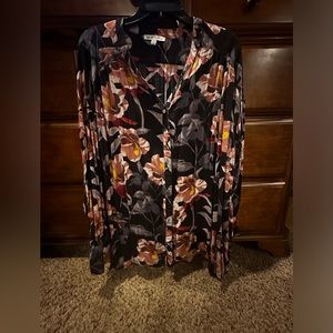 Boutique Multi color floral top